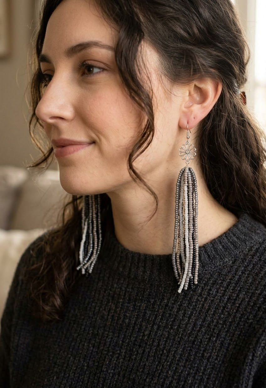 Daisy dangle earrings